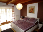 Schlafzimmer EG - Viel Platz für die ganze Familie: Wohnen und Leben im idyllischen Regental!