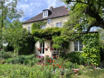 Eine Rarität im Regensburger Westen! Traumhaftes Grundstück in Bestlage!, 93049 Regensburg, Einfamilienhaus