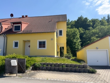 Doppelhaushälfte in 92366 Hohenfels mit überdachter Terrasse, 92366 Hohenfels, Doppelhaushälfte