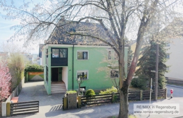 Vielseitiges Einfamilienhaus mit Wintergarten und großem Potenzial!, 94315 Straubing, Einfamilienhaus
