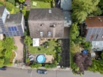 Vogelperspektive - Zweifamilienhaus in ruhiger Traumlage – Stil, Komfort & Natur