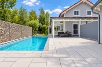 Aussenbereich Pool