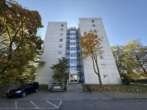 Gebäudeeingang-2 - Helle 2-Zimmer-Wohnung Nähe Landratsamt – sofort verfügbar!