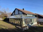 Haus und Wintergarten - Platz für die ganze Familie – Einfamilienhaus auf Erbpachtgrundstück