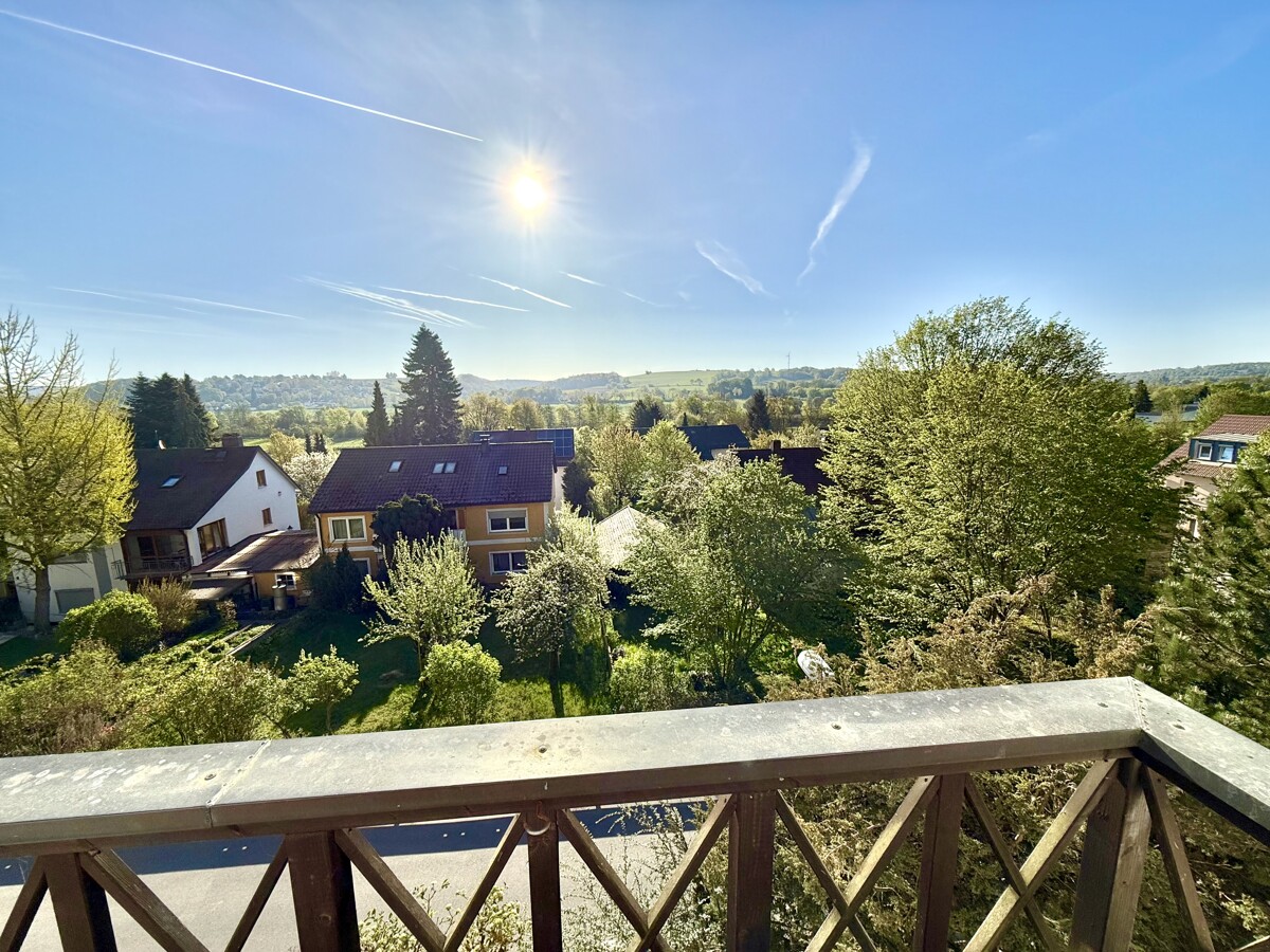 Ihr Balkon gen Osten