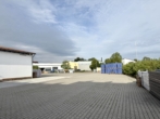 Zufahrt - Zentral. Vielseitig. Nutzbar. Moderne Gewerbehalle in Hemau