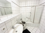Ihr Badezimmer mit Wanne - Klinikum nah! Universität näher!
