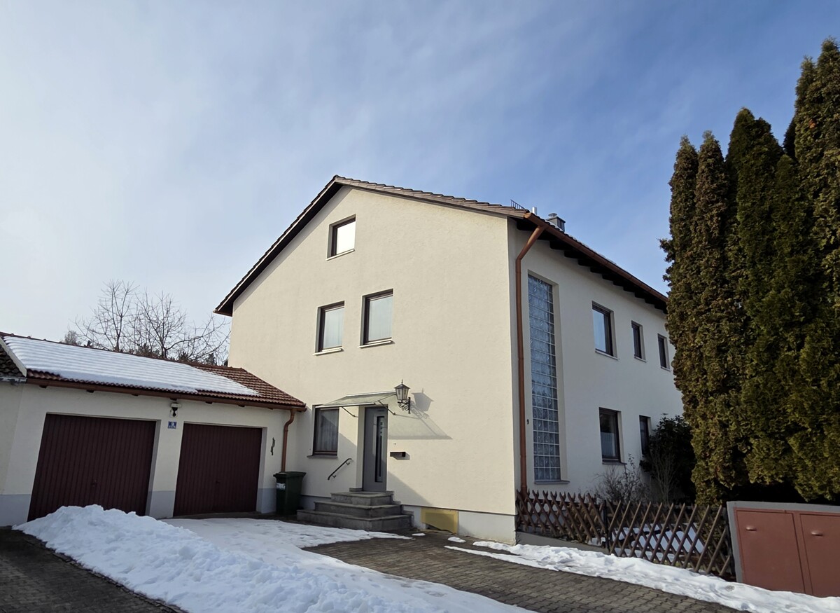 Straßenansicht