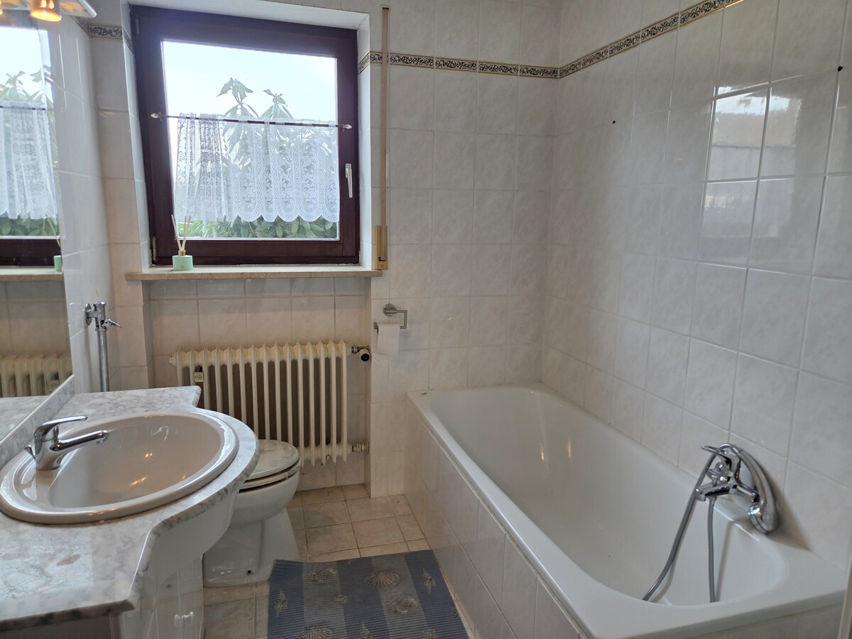 Badezimmer EG
