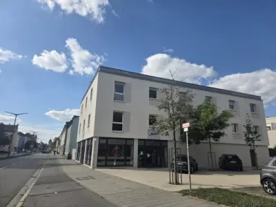 Erstbezug: Modernes Wohnen in guter Lage, 93055 Regensburg, Etagenwohnung