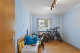 16 - Ländliche Idylle trifft Wohnkomfort – Familienfreundliches EFH mit Loggia, Balkon & schönem Garten