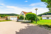 2 - Ländliche Idylle trifft Wohnkomfort – Familienfreundliches EFH mit Loggia, Balkon & schönem Garten