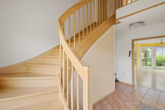 17 - Ländliche Idylle trifft Wohnkomfort – Familienfreundliches EFH mit Loggia, Balkon & schönem Garten