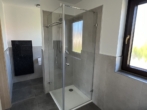 Badezimmer - Drei Zimmer Wohnung in Haugenried zu vermieten