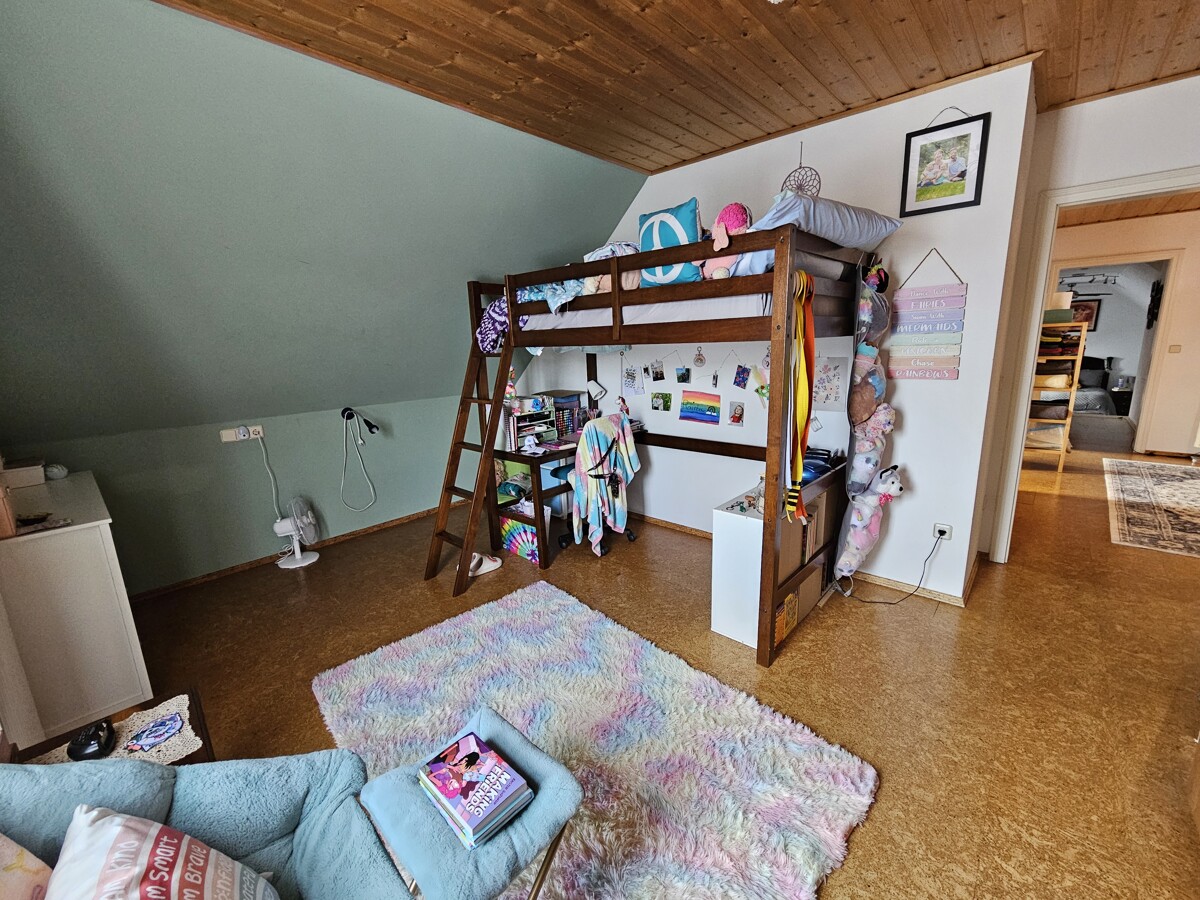 Linkes Zimmer 3