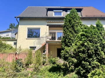 Charmante Doppelhaushälfte mit idyllischem Garten!, 92533 Wernberg-Köblitz, Doppelhaushälfte