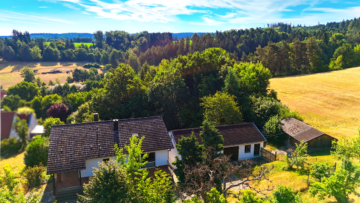 Landliebe! Zuhause für Mensch & Tier!, 93173 Wenzenbach, Einfamilienhaus