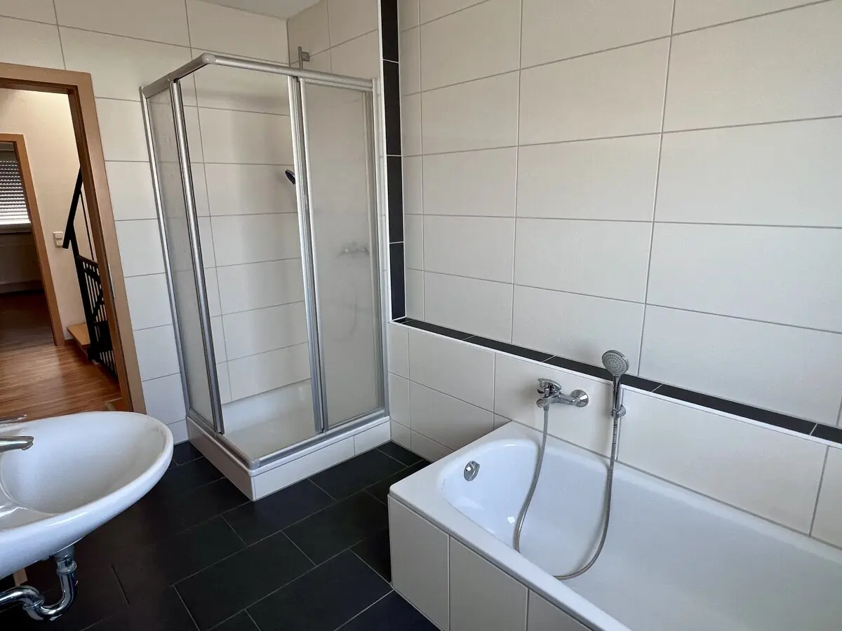 Badezimmer im Obergeschoss