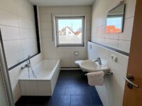 Badezimmer im Obergeschoss