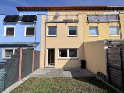 Familienfreundliches Reihenhaus – sofort bezugsfrei, 92421 Schwandorf, Reihenmittelhaus